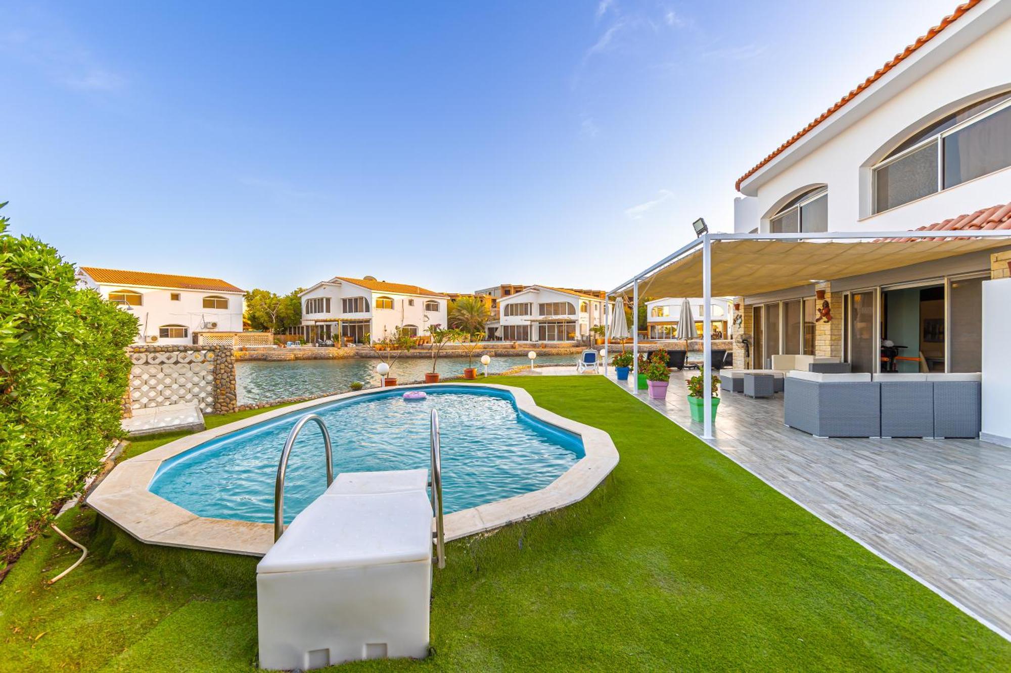 Aden Beach - Sea View Room With Beach Access In Villa Hurghada Bagian luar foto